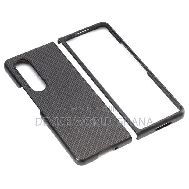 Carbon Fiber Pattern for Samsung Z Fold 7,6,5 ,4 and Fold 3 · Photo 4