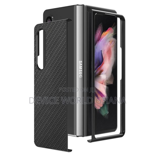 Carbon Fiber Pattern for Samsung Z Fold 7,6,5 ,4 and Fold 3 · Photo 1