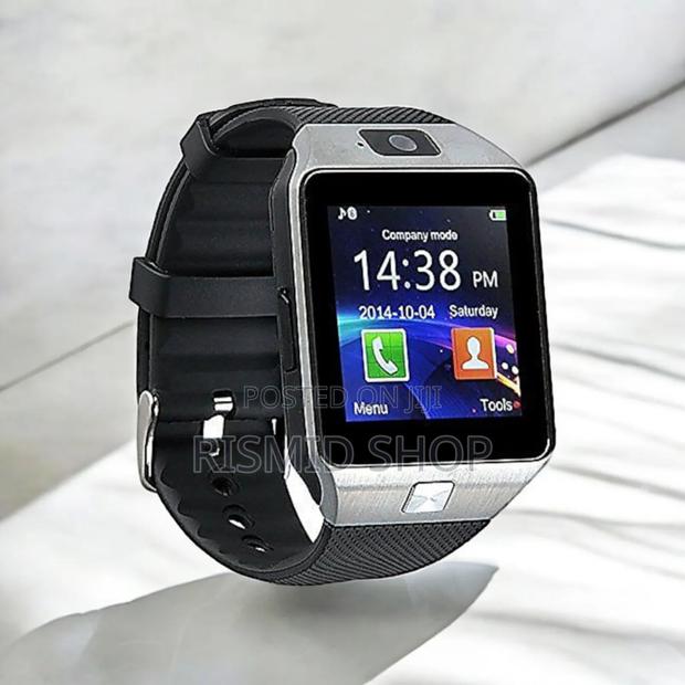 Smart 2030 Smartwatch With Sim Card (TN35480) · Photo 1