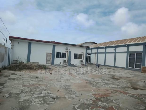 450 SQM Warehouse at Tema · Photo 1