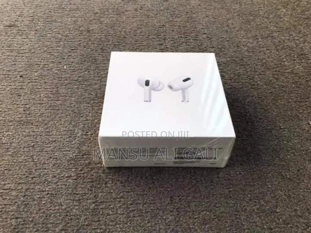 Apple Earbuds · Photo 1
