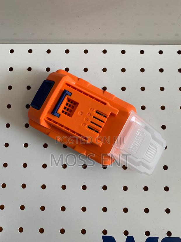 Lithium-Ion Battery Pack - Wlbp520 · Photo 2