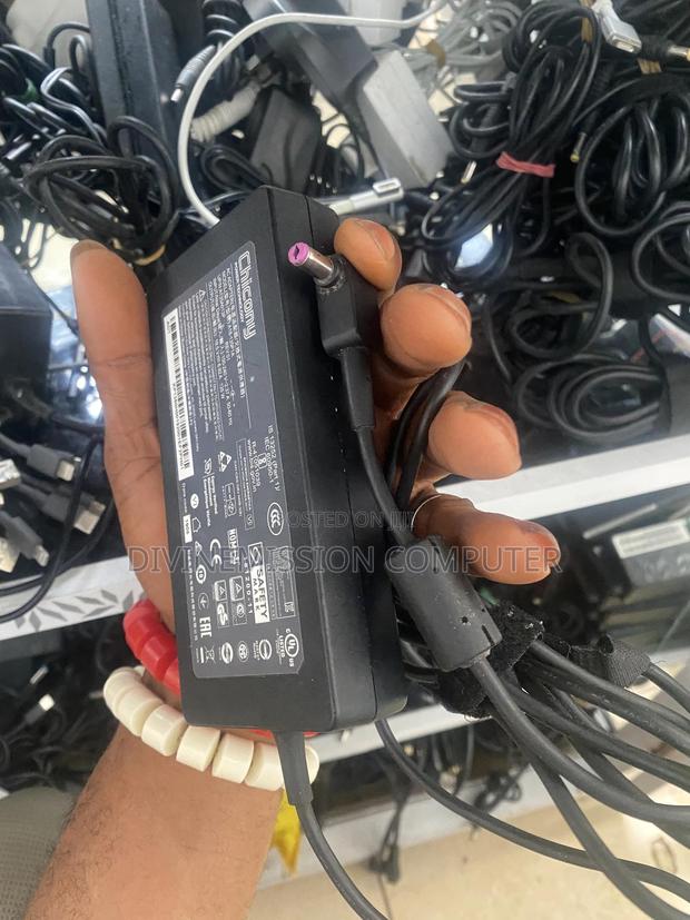 Uk Used Acer Laptop Adapter/Charger 19.5v~6.92A, 120w,135w · Photo 8