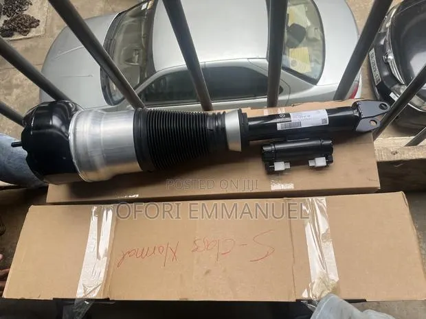 Mercedes Benz S-Class/ S500/S550/S560/W222 Front Shocks · Photo 1