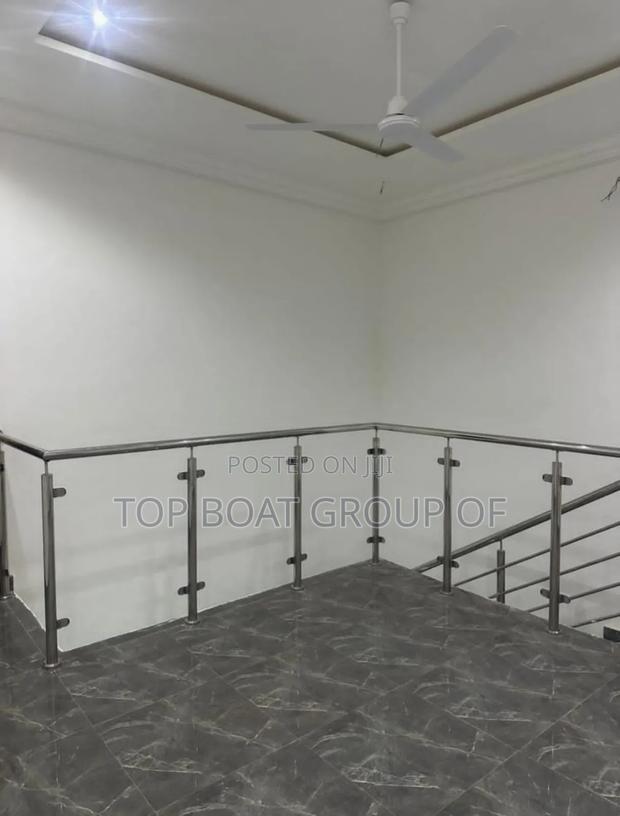 Furnished 5bdrm House in Ahodwo Sokoban Daban, Kumasi Metropolitan · Photo 4