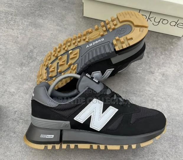 New Balance RC 1300 · Photo 1