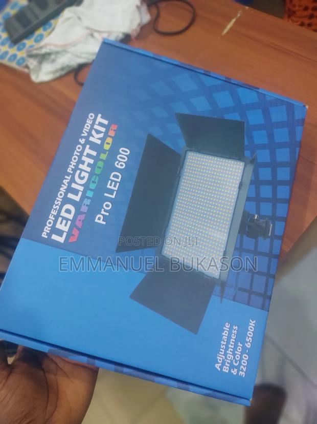 Pro 600 LED Light For Video · Photo 2