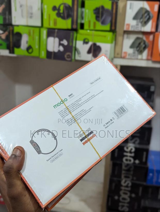 Modio Smart Watch Ultra 64gb and 4gb Ram Camera Sim Card · Photo 4