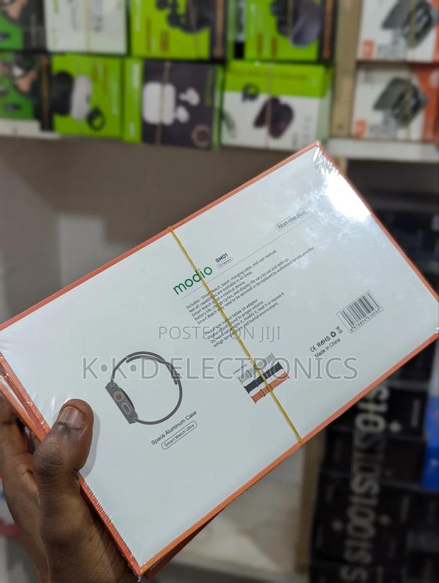 Modio Smart Watch Ultra 64gb and 4gb Ram Camera Sim Card · Photo 5