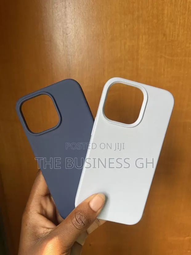 iPhone 12 Pro Silicone Case · Photo 1
