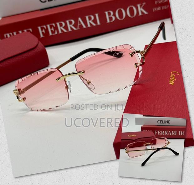 Cartier Unisex Sunglasses · Photo 3
