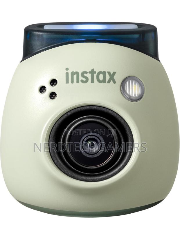 Fujifilm Insta Pal Digital Camera · Photo 2