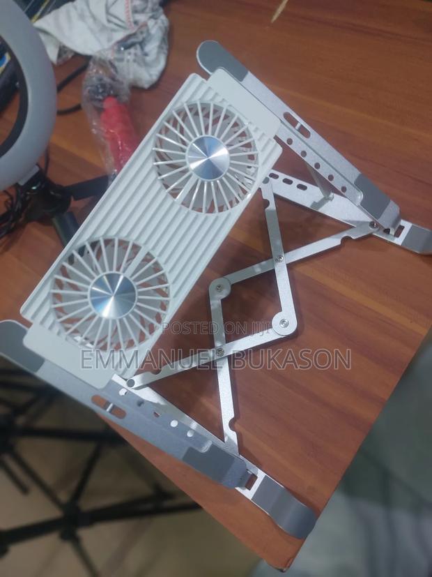 Lapto Stand With Fan · Photo 1