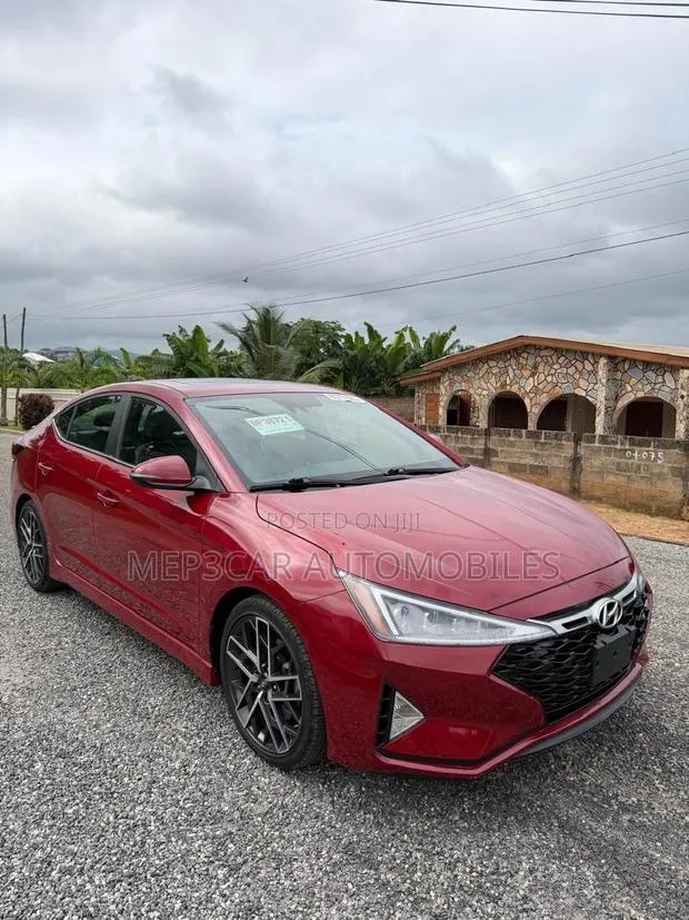 Hyundai Elantra Sport 2020 Red · Photo 1