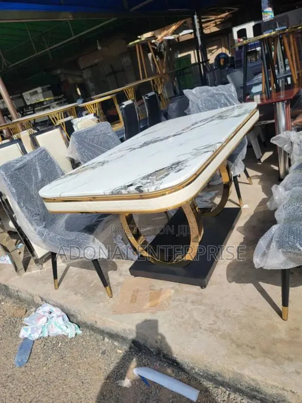 6-Seater Ring Marble Dining Table Q18T · Photo 1
