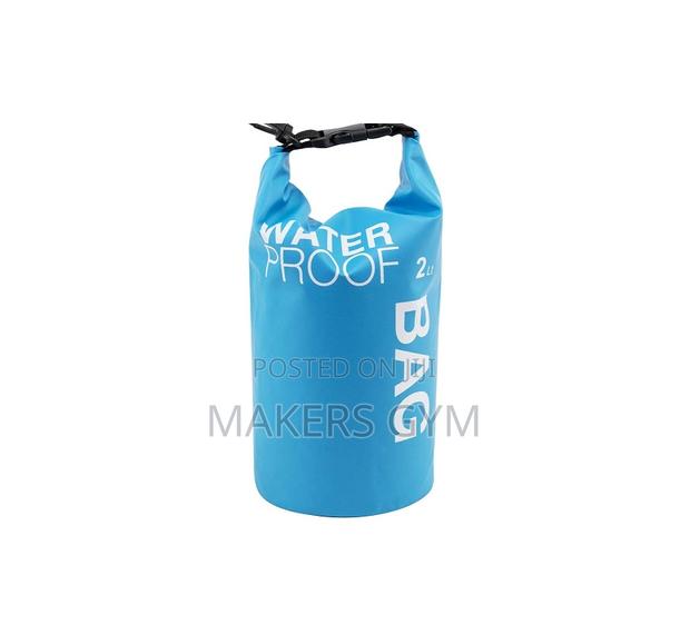 Waterproof Bag (100% 30liters) · Photo 1