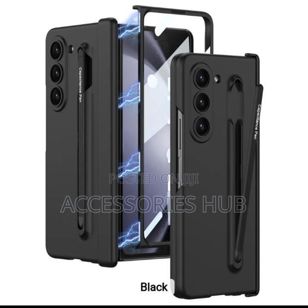 Z Fold 6 Case With a Touch Pen · Photo 1