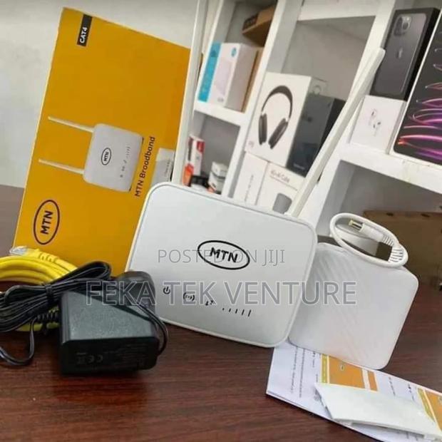 Universal 4G Sim Router + Powerbank · Photo 1
