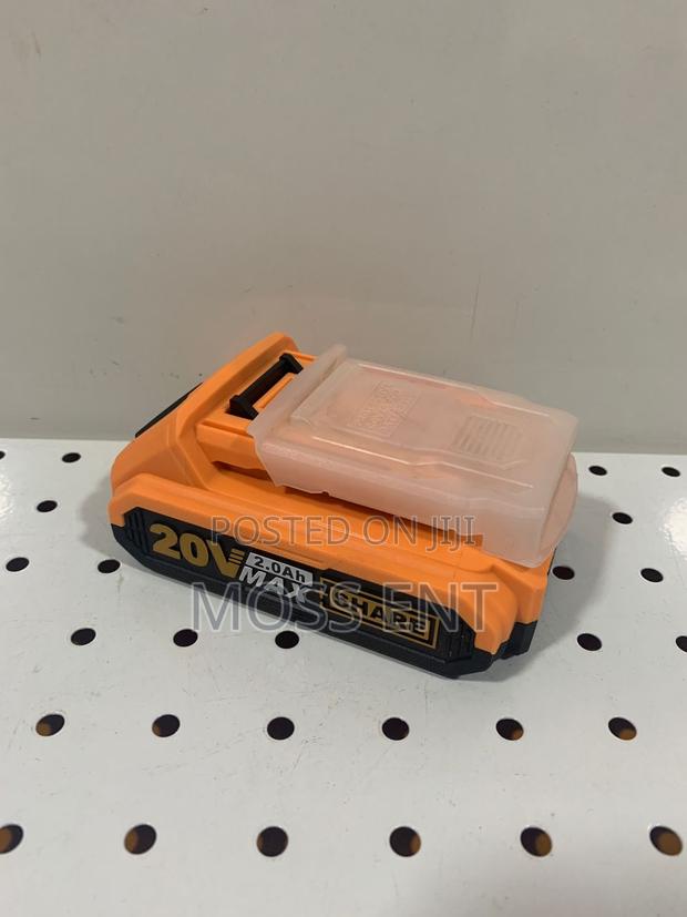 Ingco Battery 20v 2ah - P1c20 - Fbli20011 · Photo 2