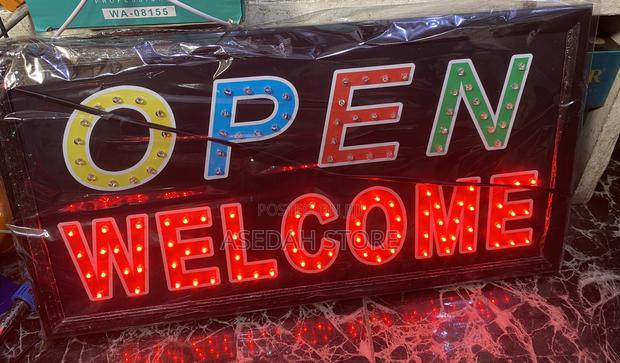 Open Welcome Led Light · Photo 3