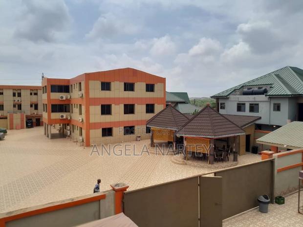 56 Bedroom Hotel for Sale in Community 22 · Photo 2