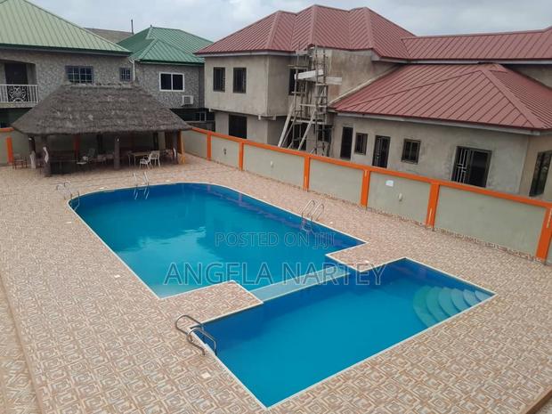 56 Bedroom Hotel for Sale in Community 22 · Photo 3