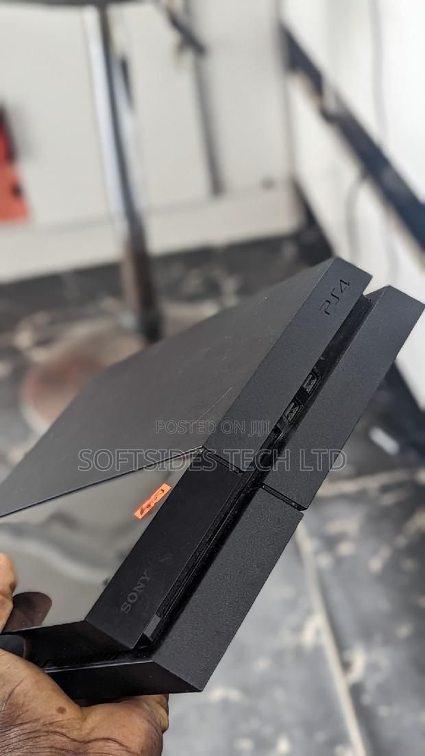 I Buy All Your Playstation Game Consoles With Instant Cash · Photo 1