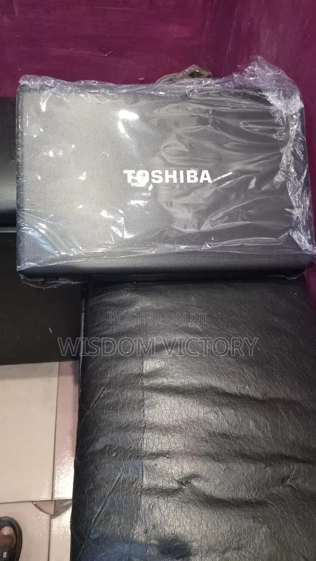 New Laptop Toshiba A50 6GB Intel HDD 250GB · Photo 1