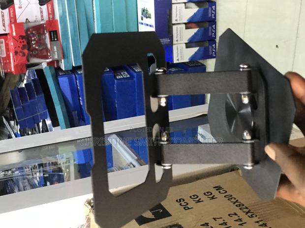 360 Rotating Foldable Phone and Tablet Stand · Photo 2