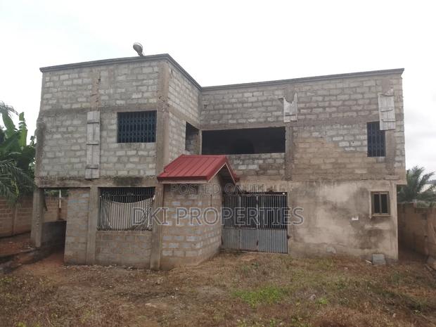 12bdrm Apartment in Dki Properties, Oyibi for sale · Photo 5