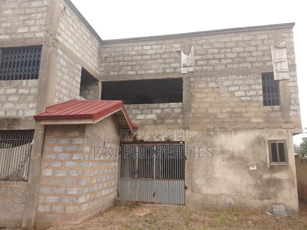 12bdrm Apartment in Dki Properties, Oyibi for sale · Photo 8