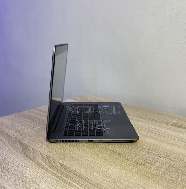 Laptop HP EliteBook Folio 1040 G3 4GB Intel Core I7 SSD 128GB · Photo 3