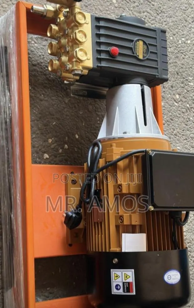 10hp Flowjet Motor Pump Pressure Washing Bay Machine + Accessories Set · Photo 1
