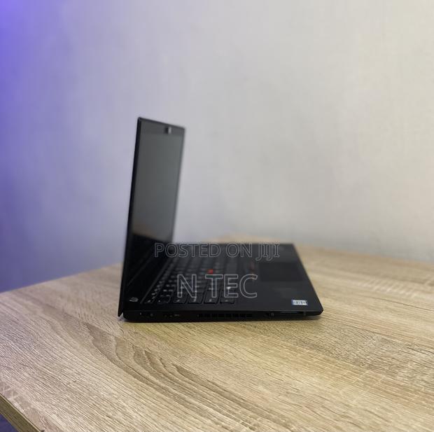 Laptop Lenovo ThinkPad T470s 12GB Intel Core I7 SSD 256GB · Photo 1