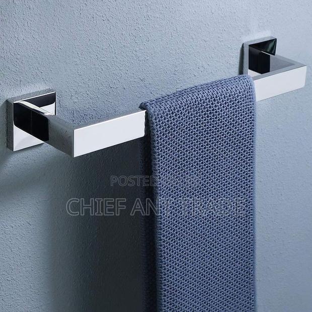 Towel Rod / Hanger. Gj6801 Silver. · Photo 3
