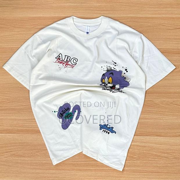 High Quality Heavy Tees 100% Cotton · Photo 1