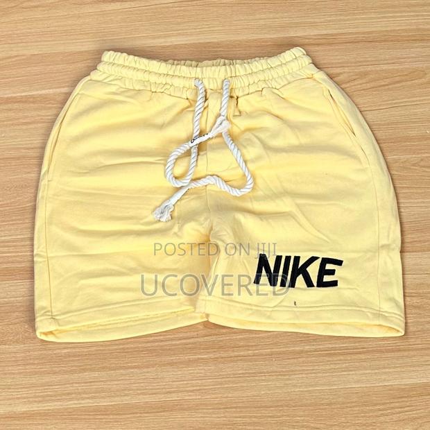 High Quality Unisex Cotton Shorts · Photo 6