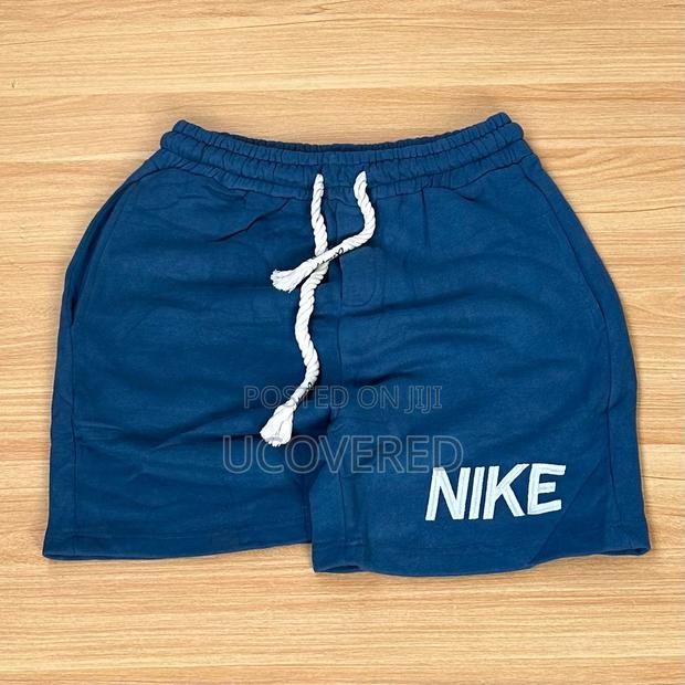 High Quality Unisex Cotton Shorts · Photo 4
