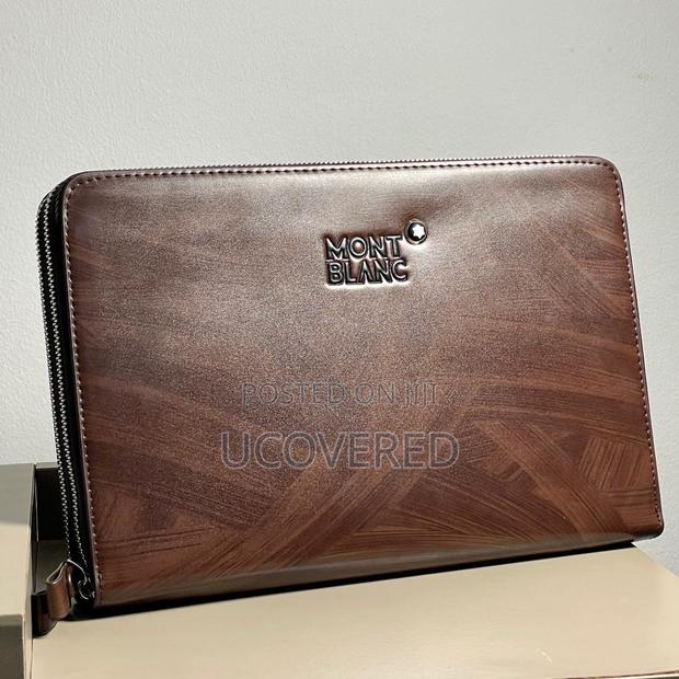 Mont Blanc Genuine Leather Pouch · Photo 1