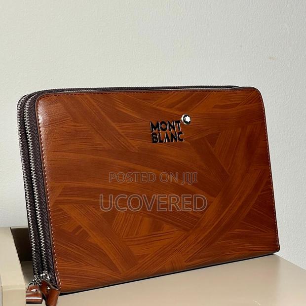 Mont Blanc Genuine Leather Pouch · Photo 5