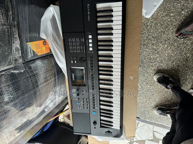 Yamaha Keyboard 473 · Photo 5