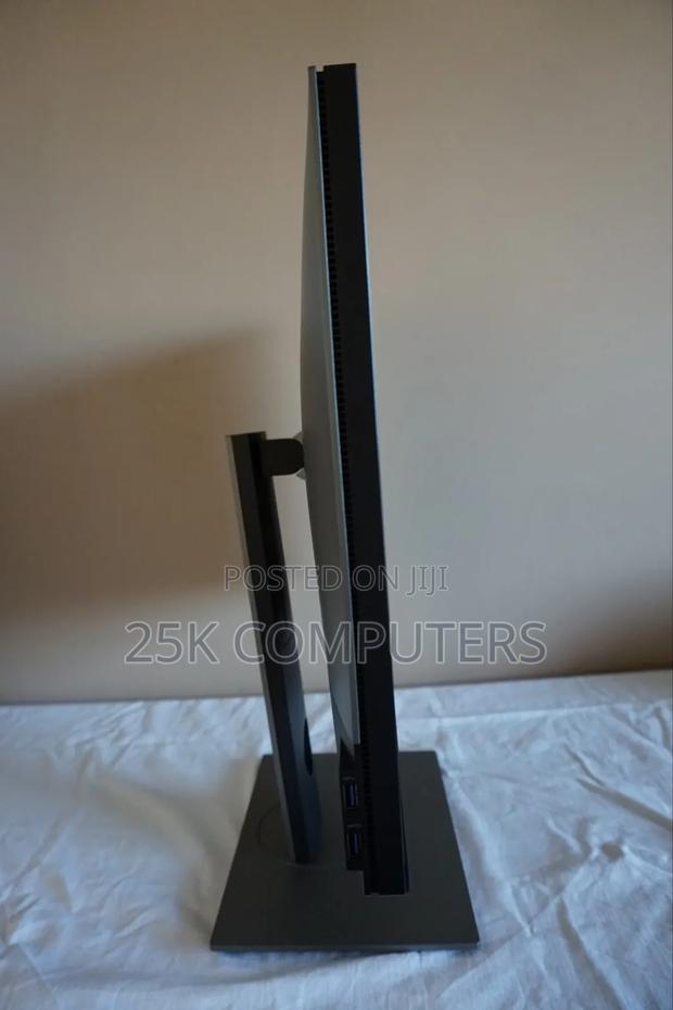 27inch Ips QHD Dell Monitor · Photo 3