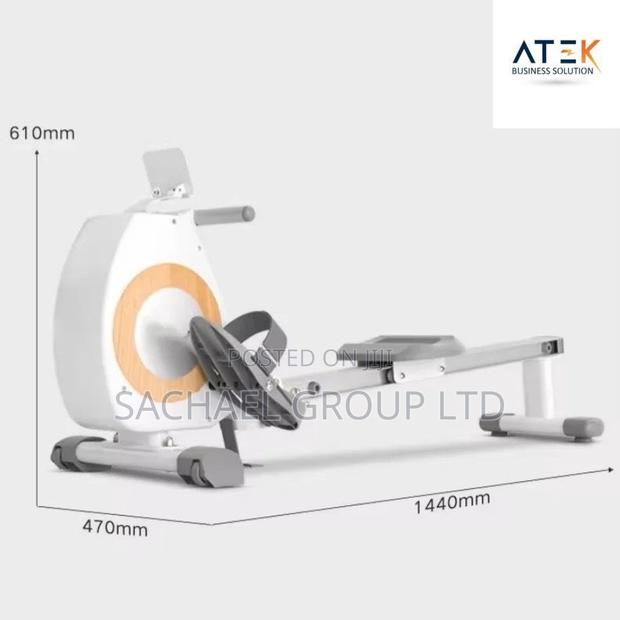 Rowing Machine · Photo 3