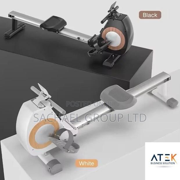 Rowing Machine · Photo 4