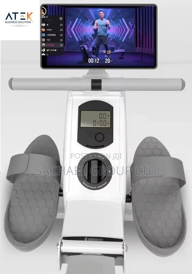 Rowing Machine · Photo 2