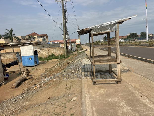 5bdrm Duplex in Living Large, Ashaley Botwe for sale · Photo 3
