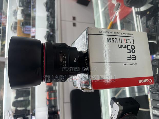 Canon EOS Len · Photo 1