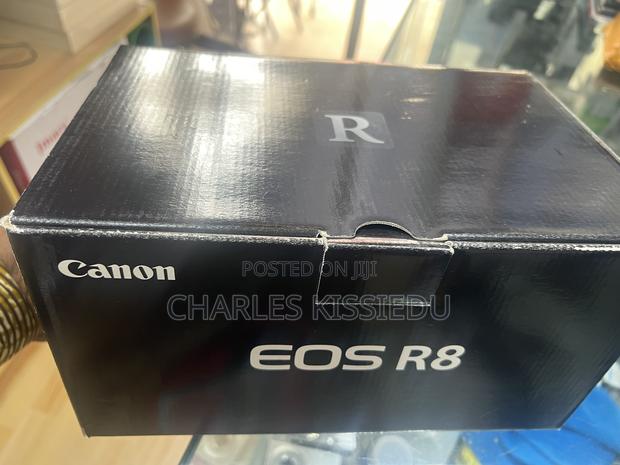 Canon Eos-R8 · Photo 2