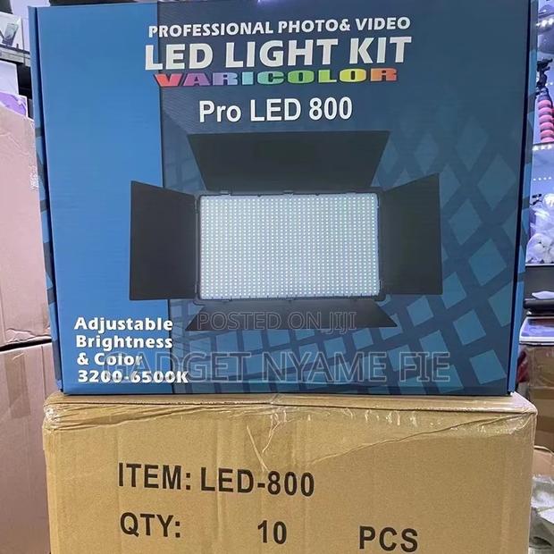 50 Watts Professional Video Photo LED Light Kit · Photo 2