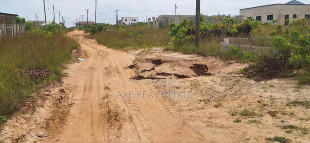 Best Ultramodern Lands at Prampram Beach View · Photo 2